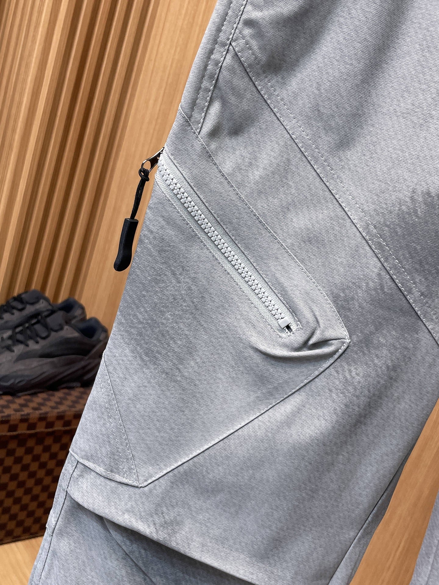 BURBERRY - Cargo trousers