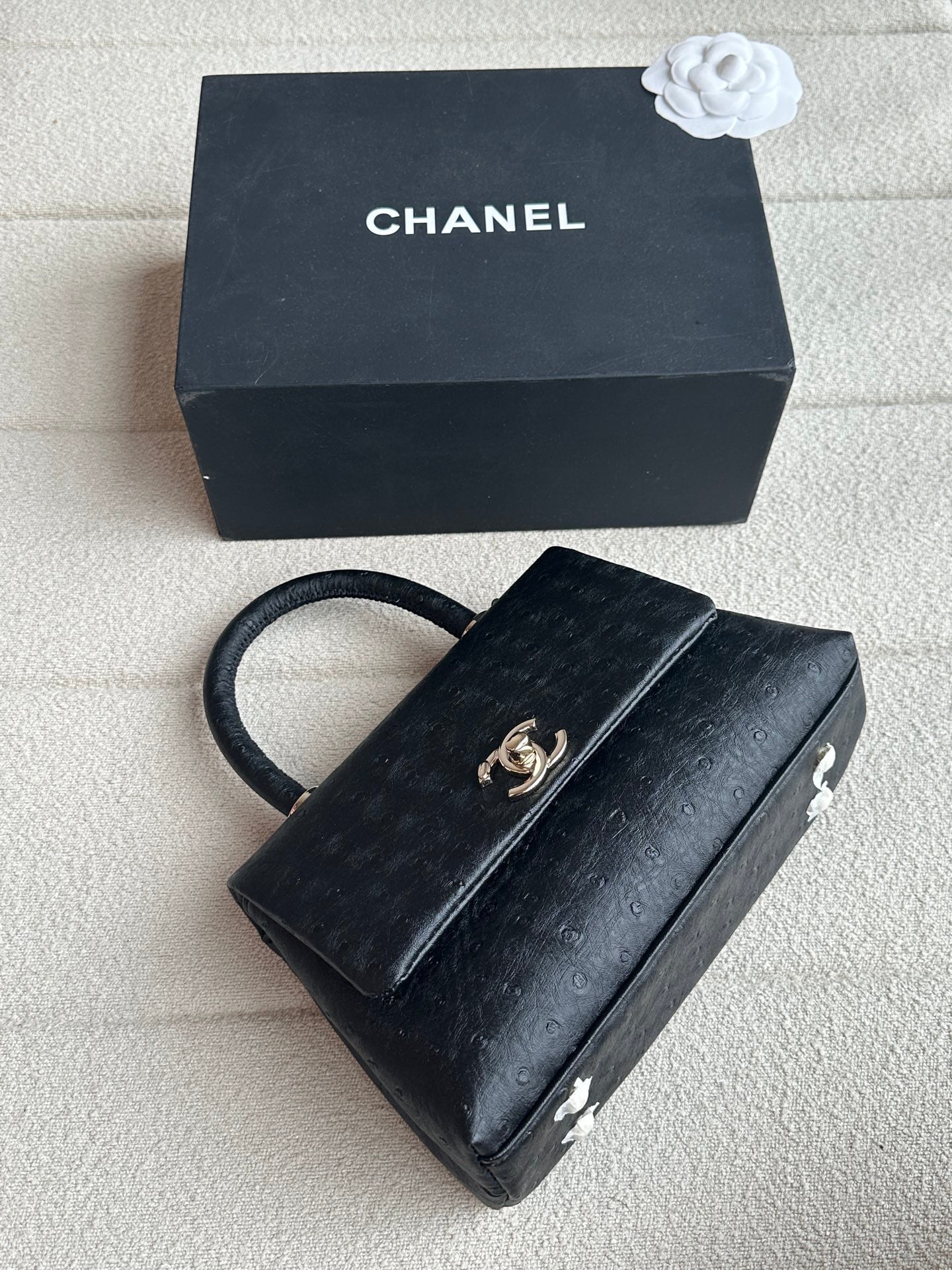 CHANEL - Coco handle
