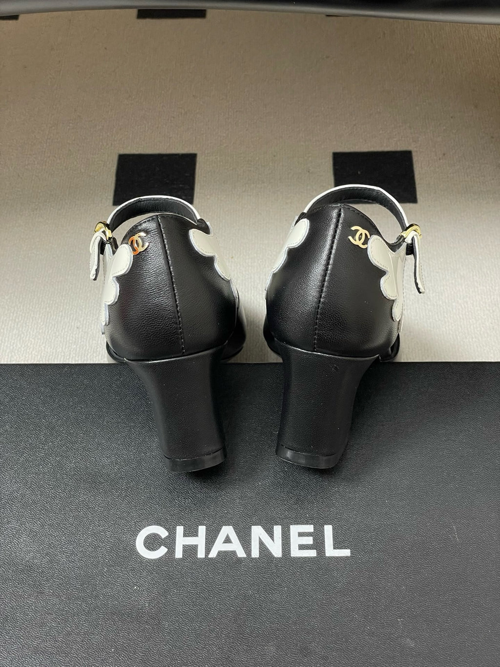 CHANEL - vintage
