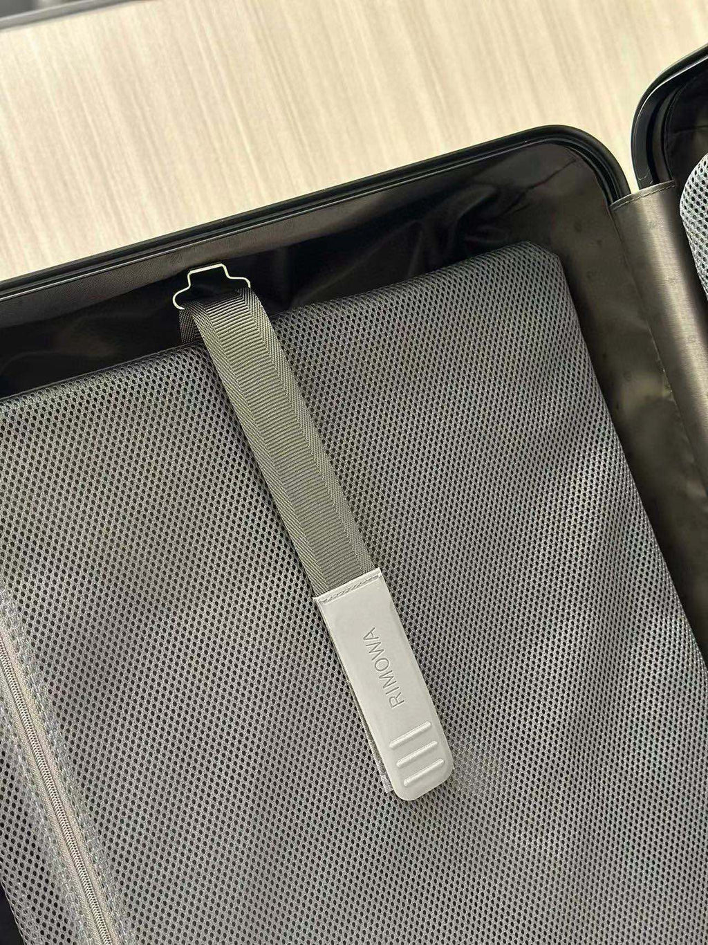 RIMOWA - ORIGINAL
Cabin