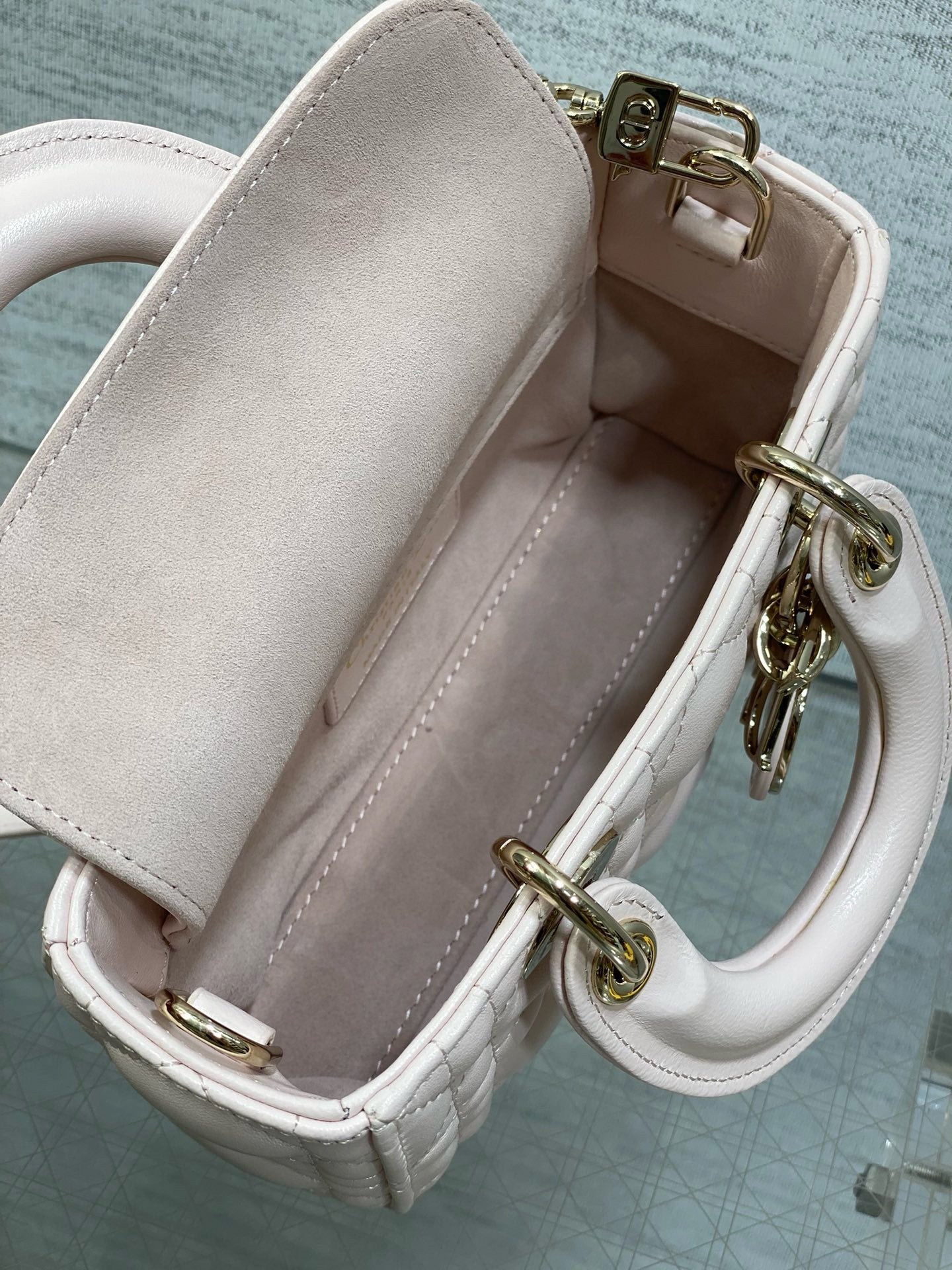 DIOR - D Joy bag