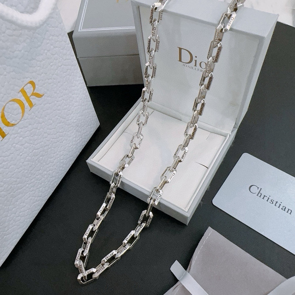 DIOR - Oblique Pendant Necklace