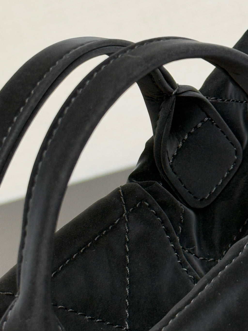 CHANEL - Bow bag