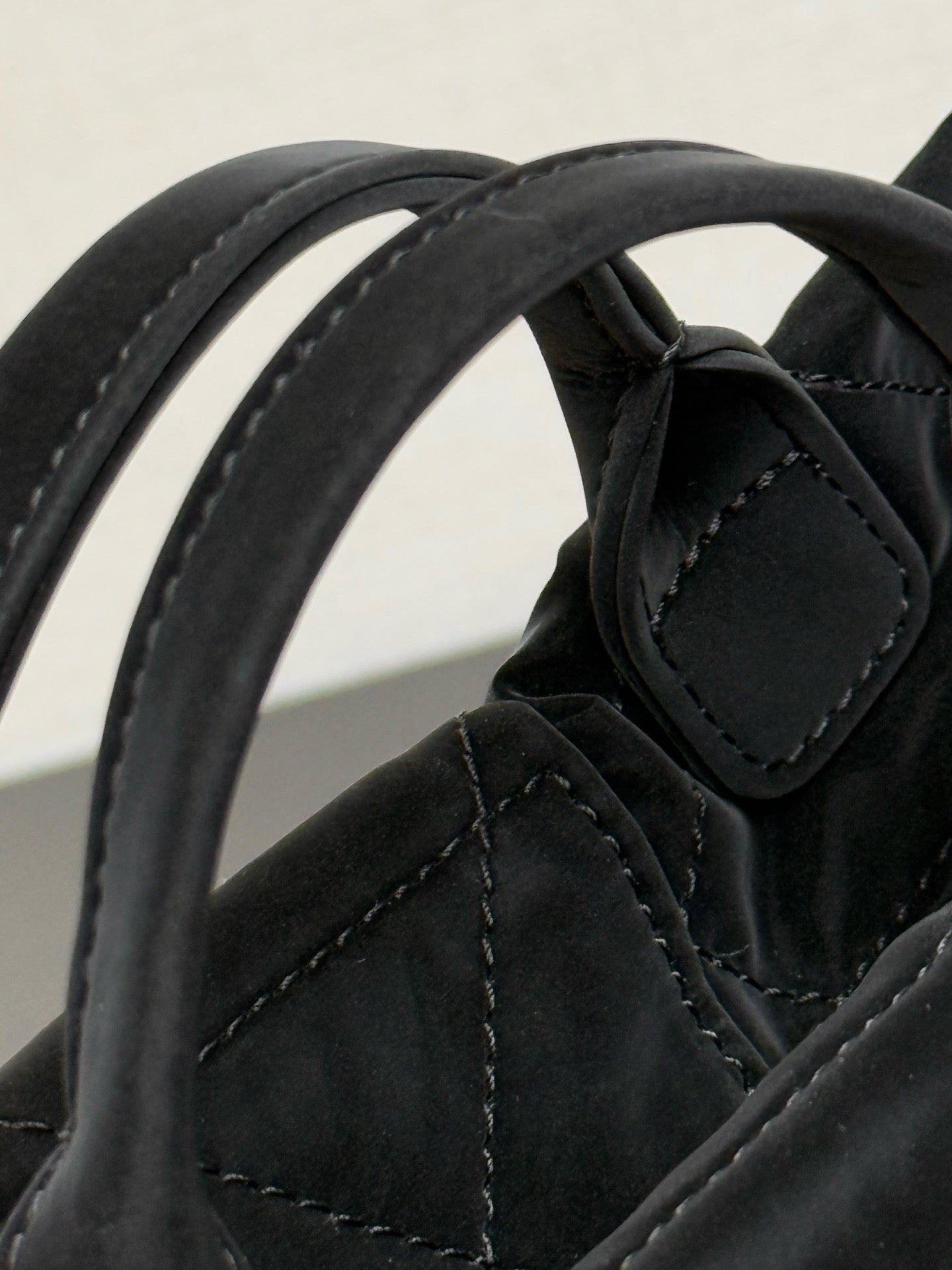 CHANEL - Bow bag