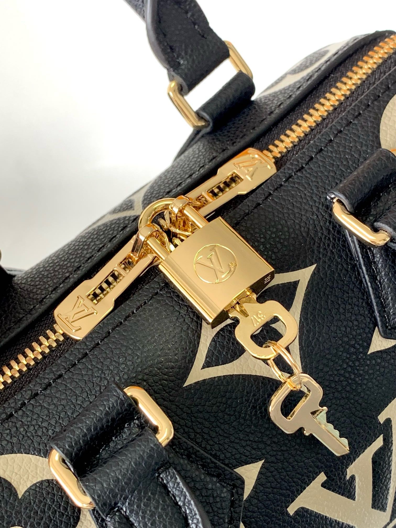LOUIS VUITTON- Speedy Bandoulière 20