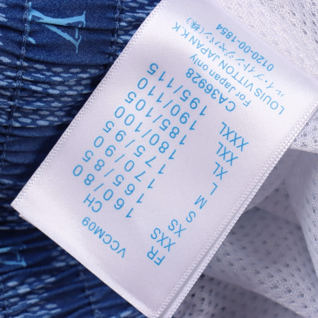 LOUIS VUITTON - Swimming shorts
