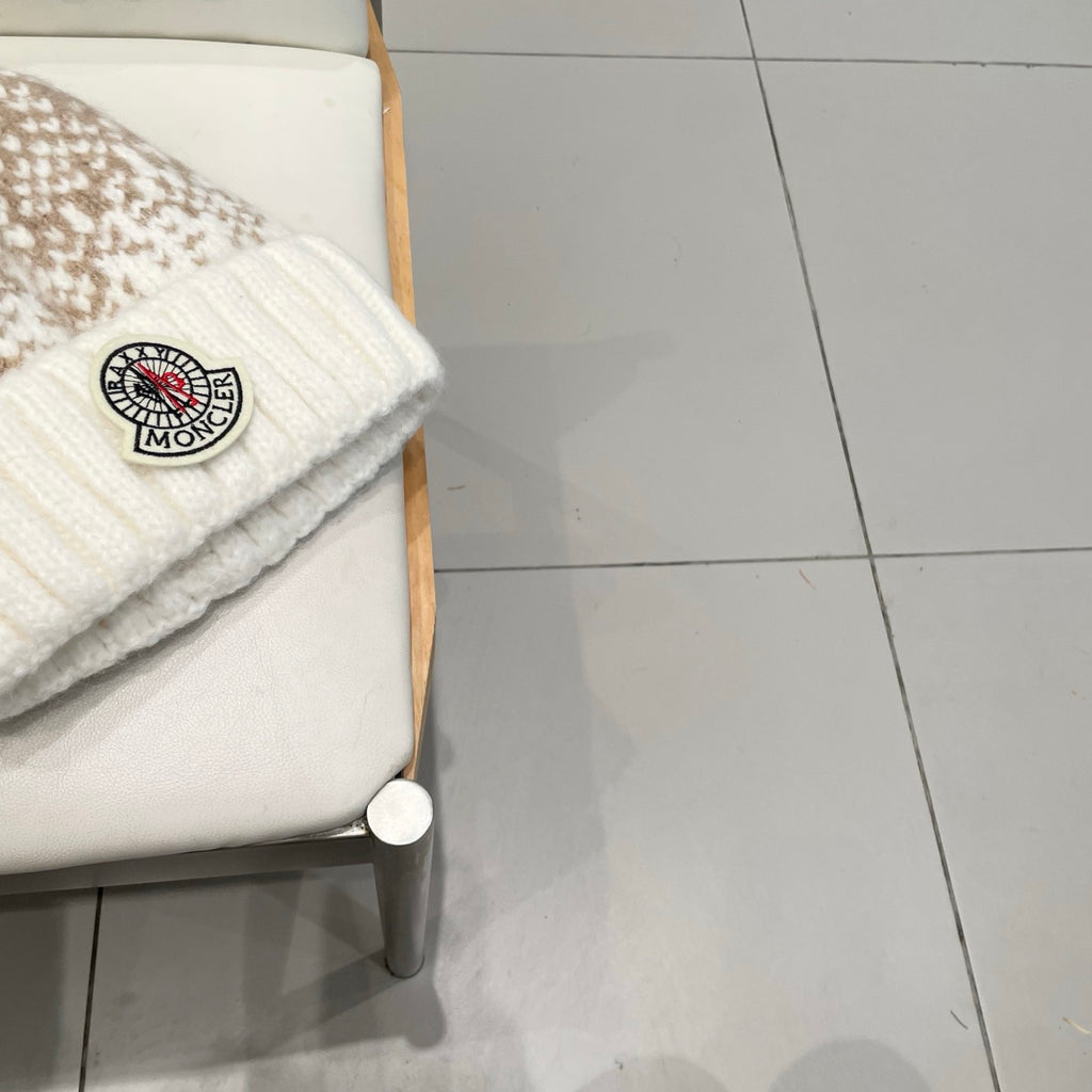 MONCLER -  Moncler Wool Beanie With Pom Pom