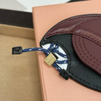 MIU MIU - leather key ring trick