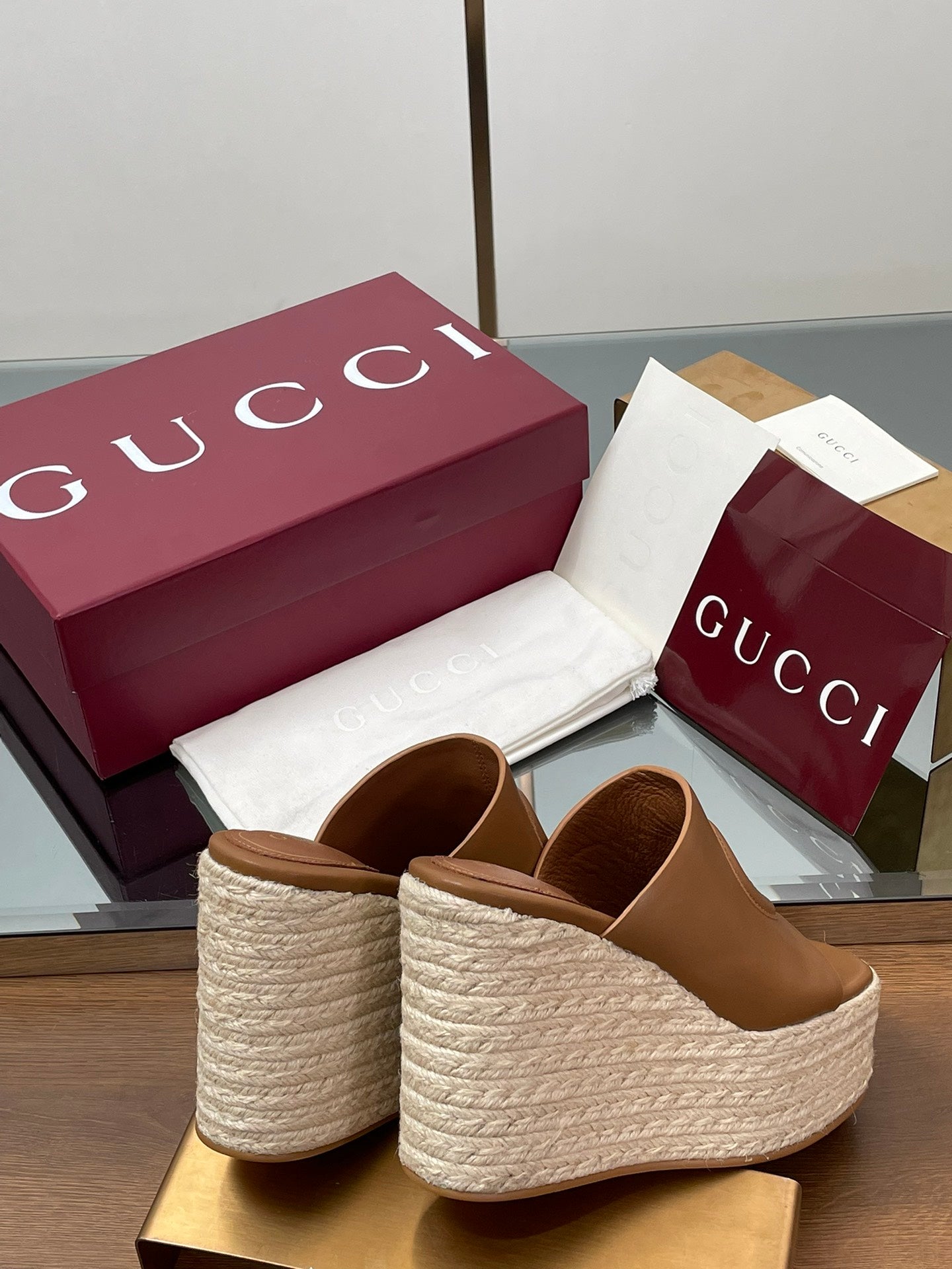 GUCCI - Platform