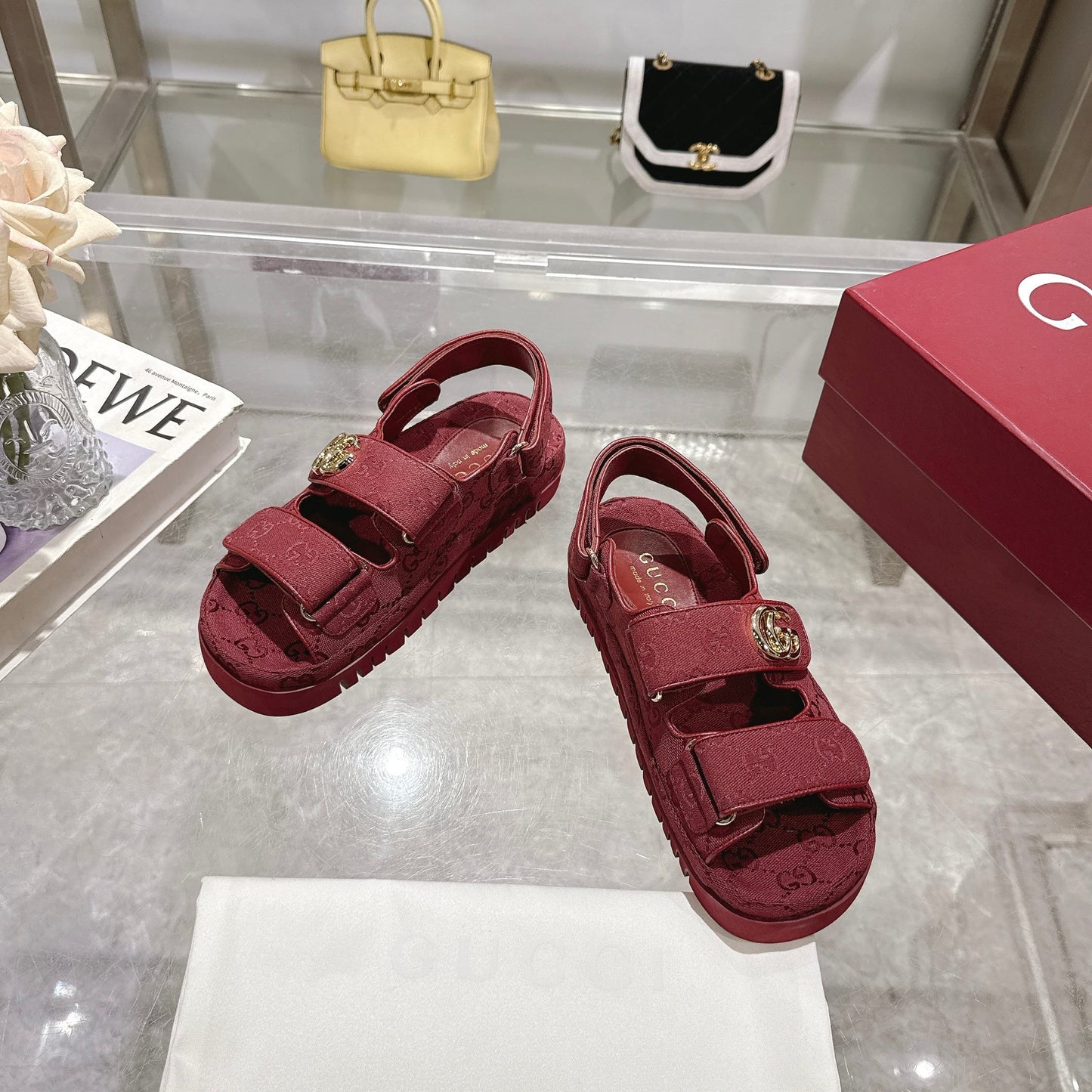 GUCCI - WOMEN'S SANDAL WITH DOUBLE G