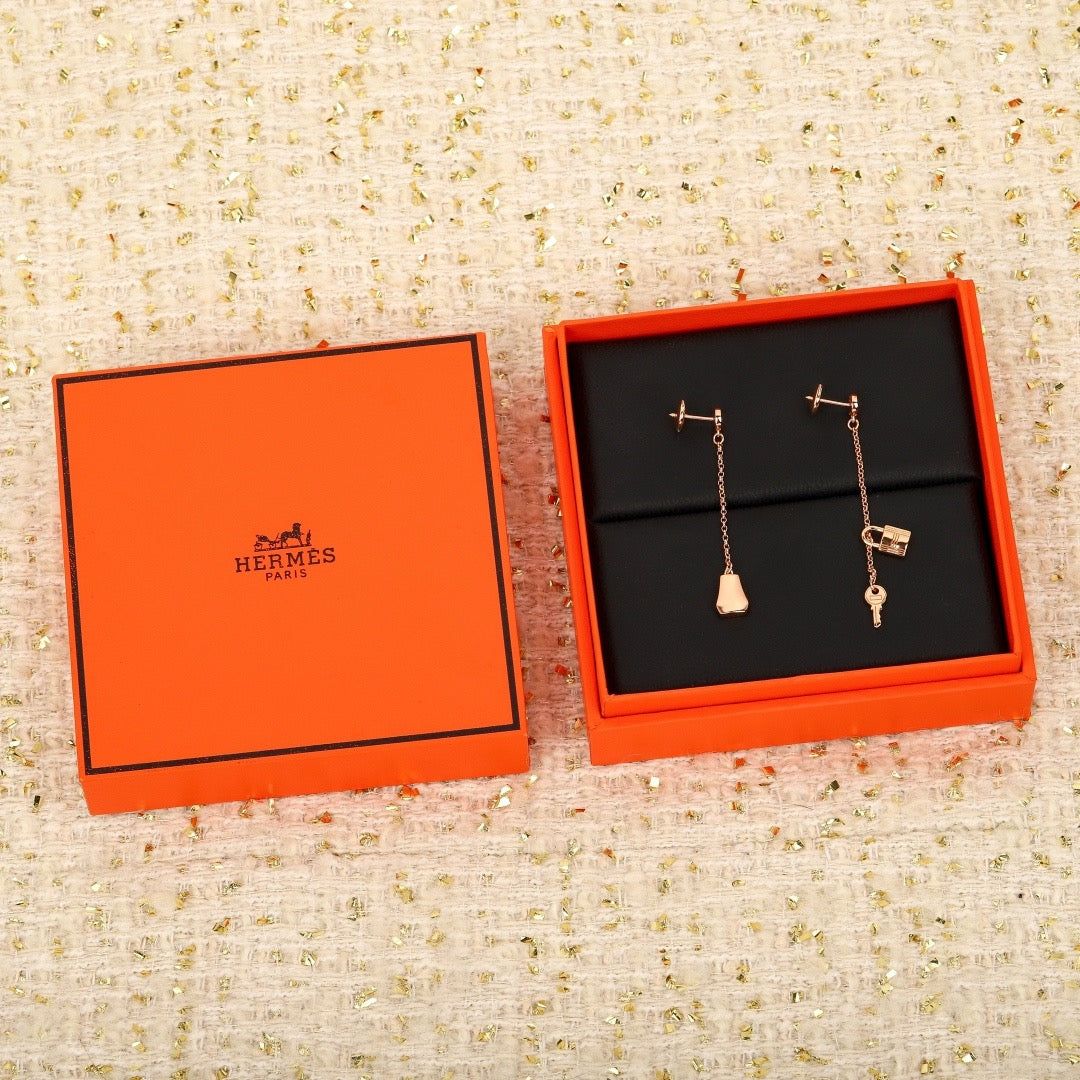 HERMES - earrings