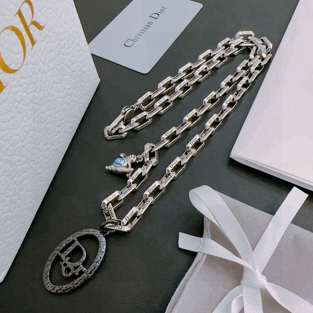 DIOR - Oblique Pendant Necklace
