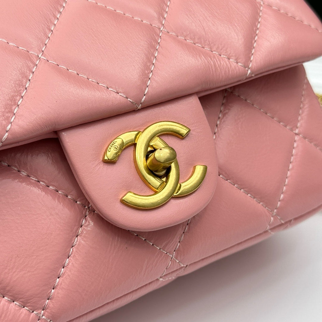 CHANEL - Classic Crush Mini Flap