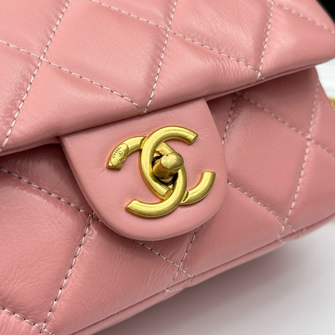 CHANEL - Classic Crush Mini Flap