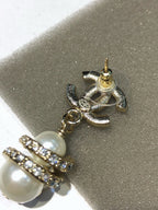 CHANEL - earrings