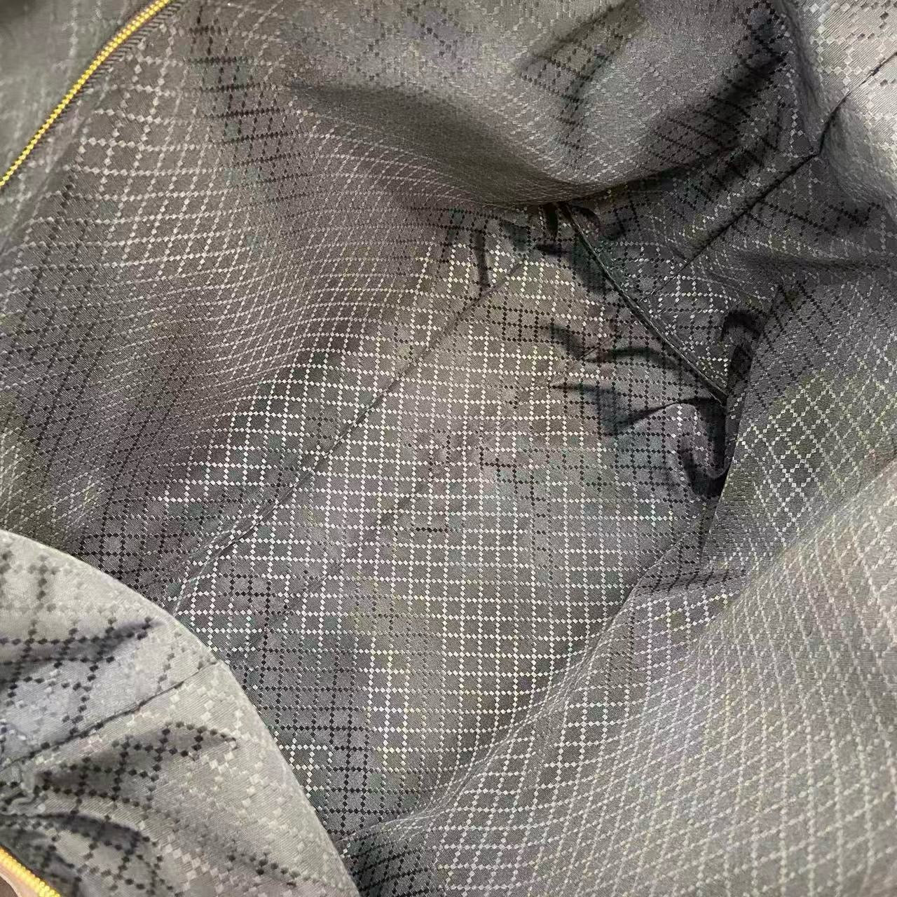 GUCCI - Variation  GG canvas