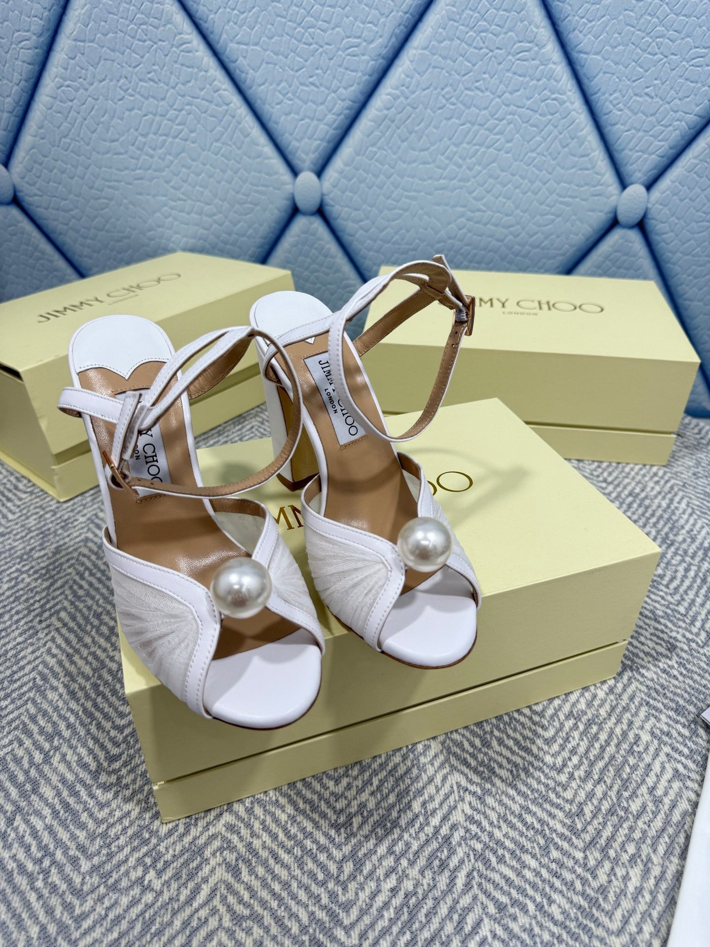 JIMMY CHOO - Sandals with Pearl