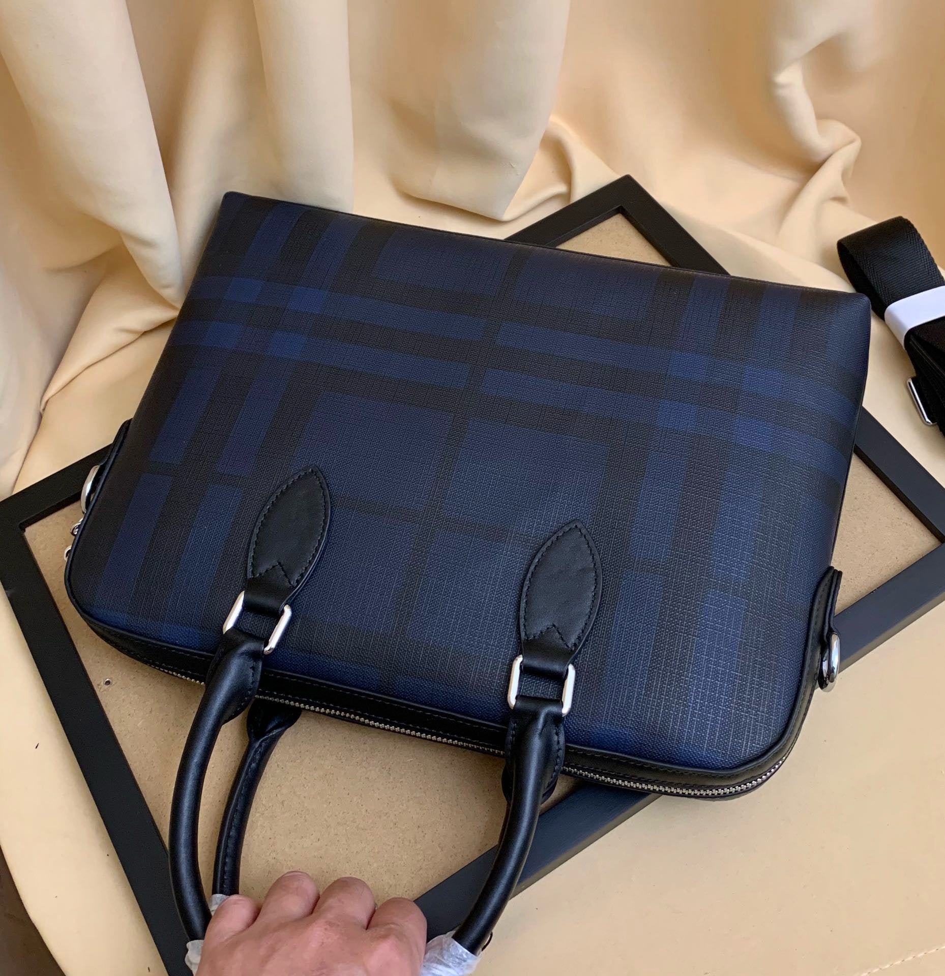 BURBERRY - Laptop bag