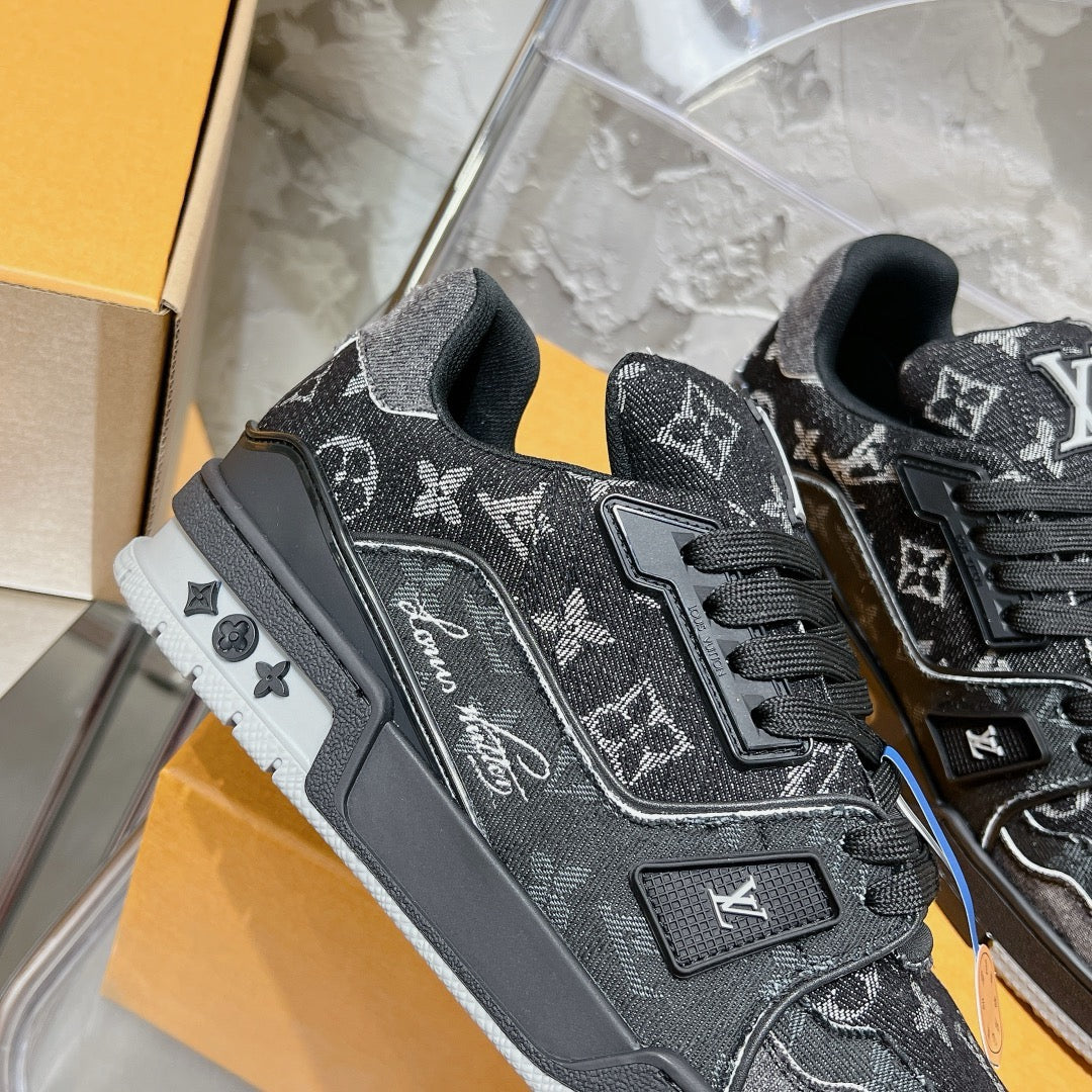 LOUIS VUITTON - Trainer Sneaker