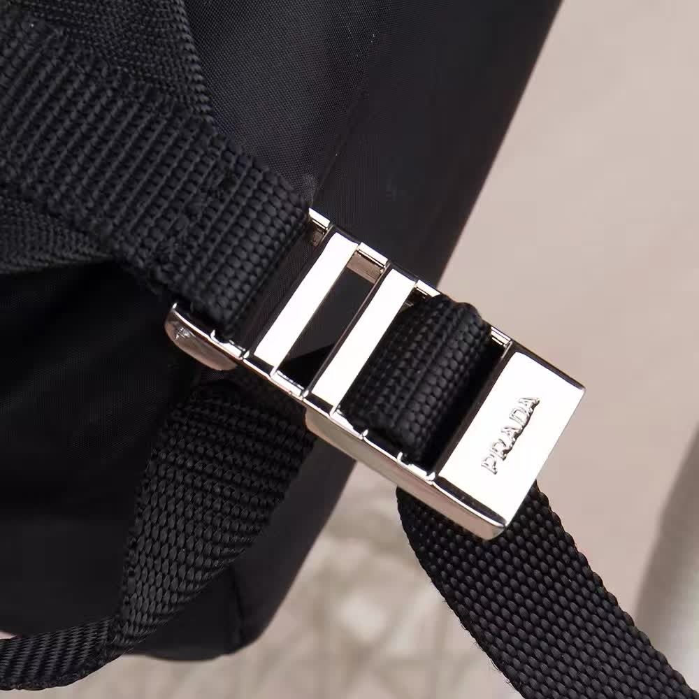 PRADA - Backpack