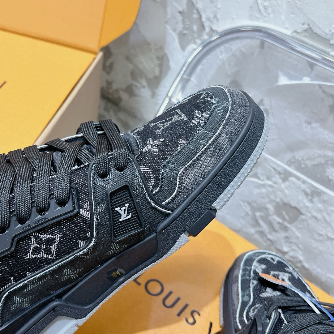 LOUIS VUITTON - Trainer Sneaker