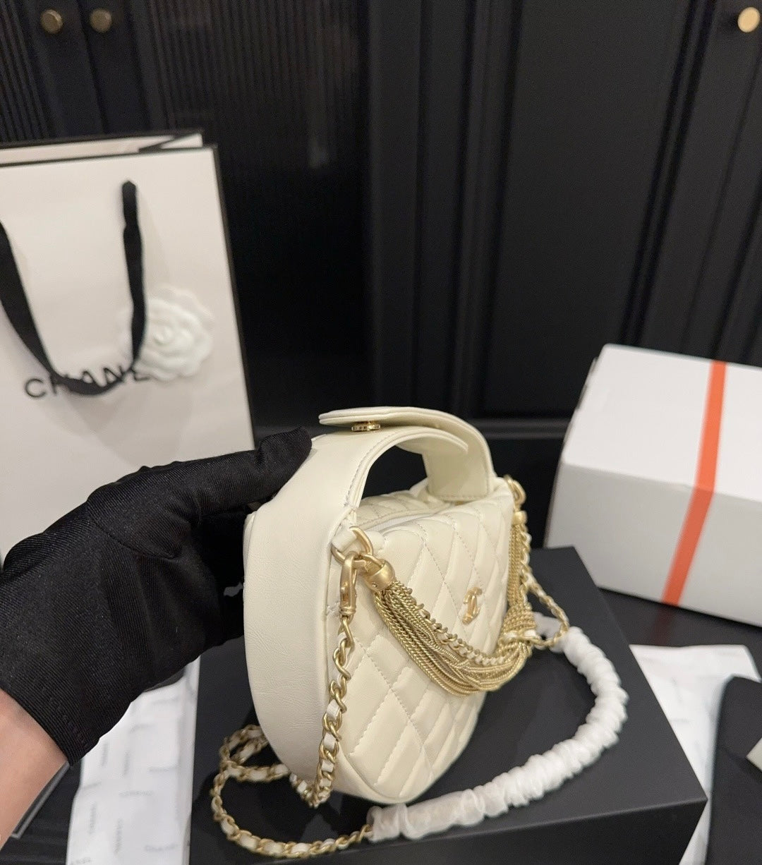 CHANEL - 24A