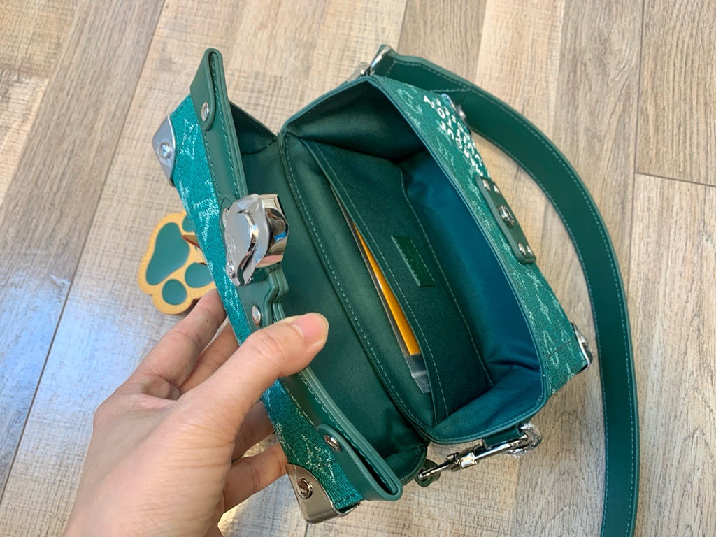 LOUIS VUITTON - Bosphore Wearable Wallet