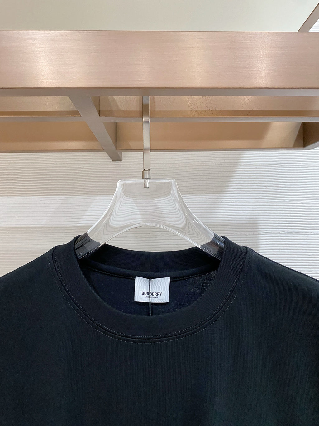 BURBERRY - T-shirt