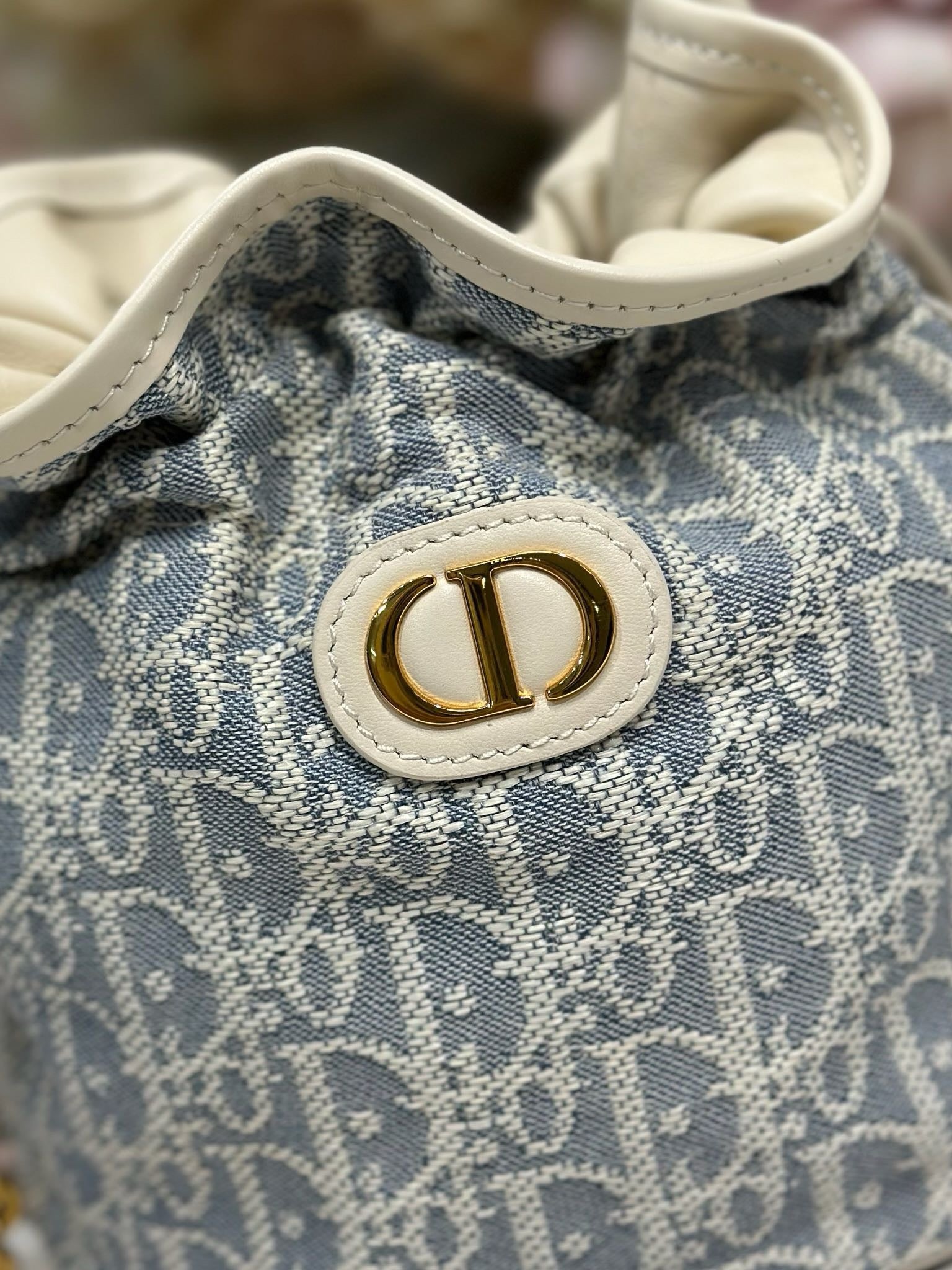 DIOR - oblique 30 montaigne