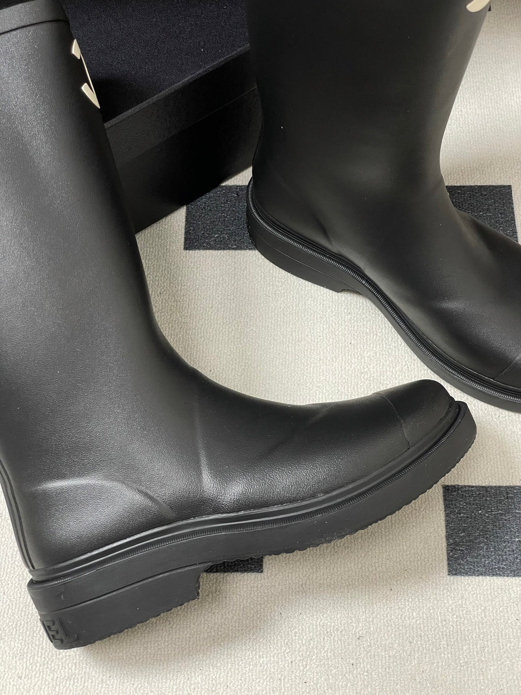CHANEL - Wellington boots