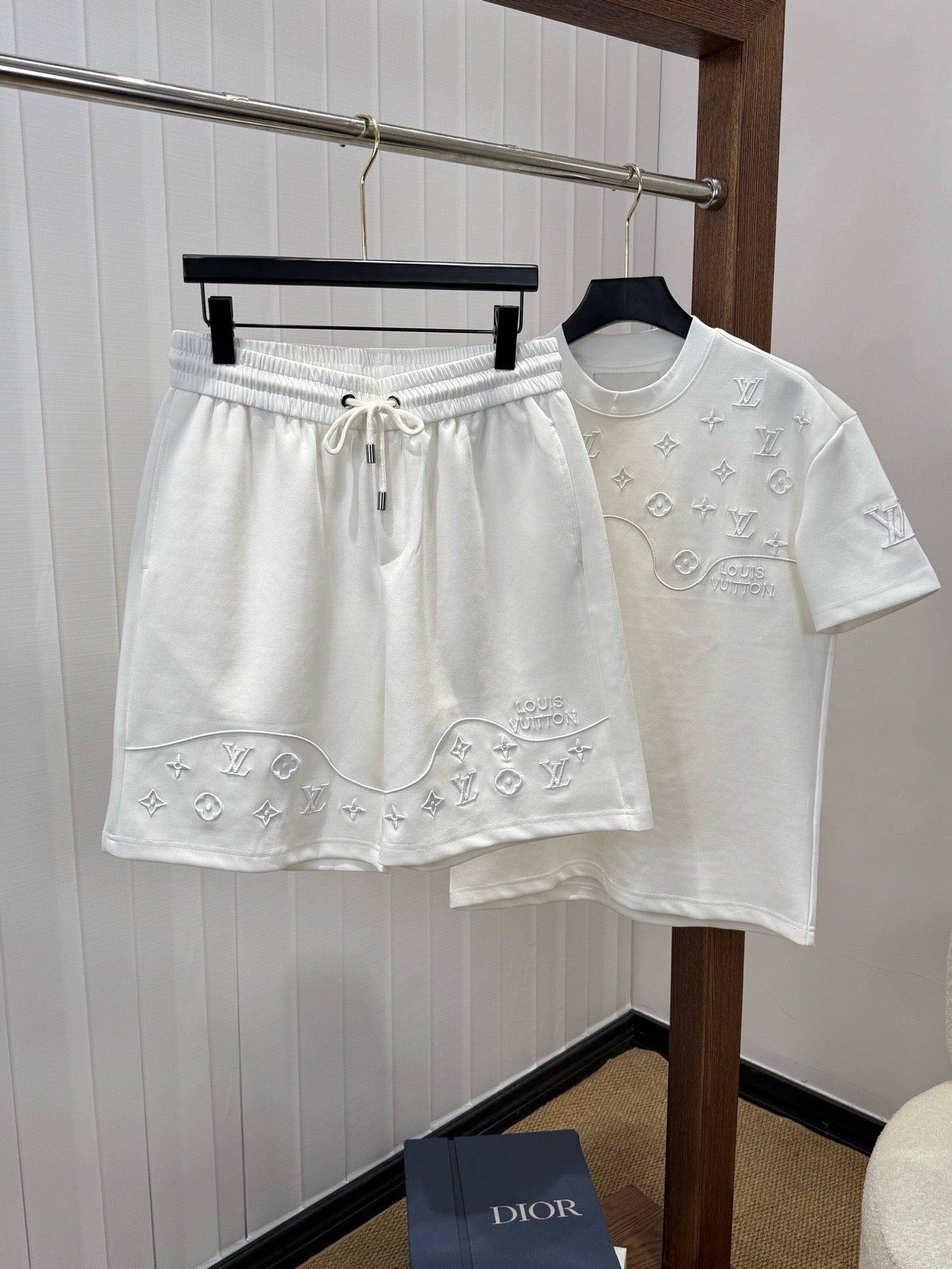 LOUIS VUITTON - Matching set
