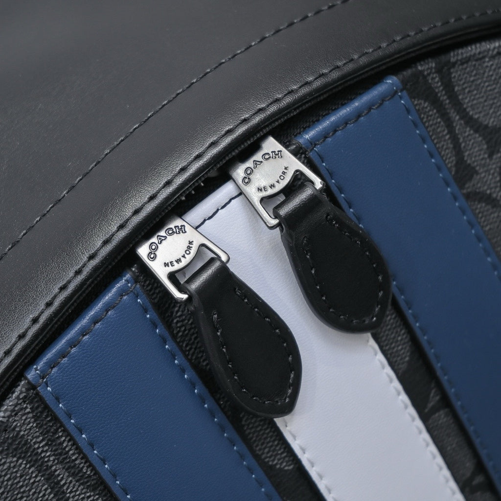 COACH - Hitch Backpack