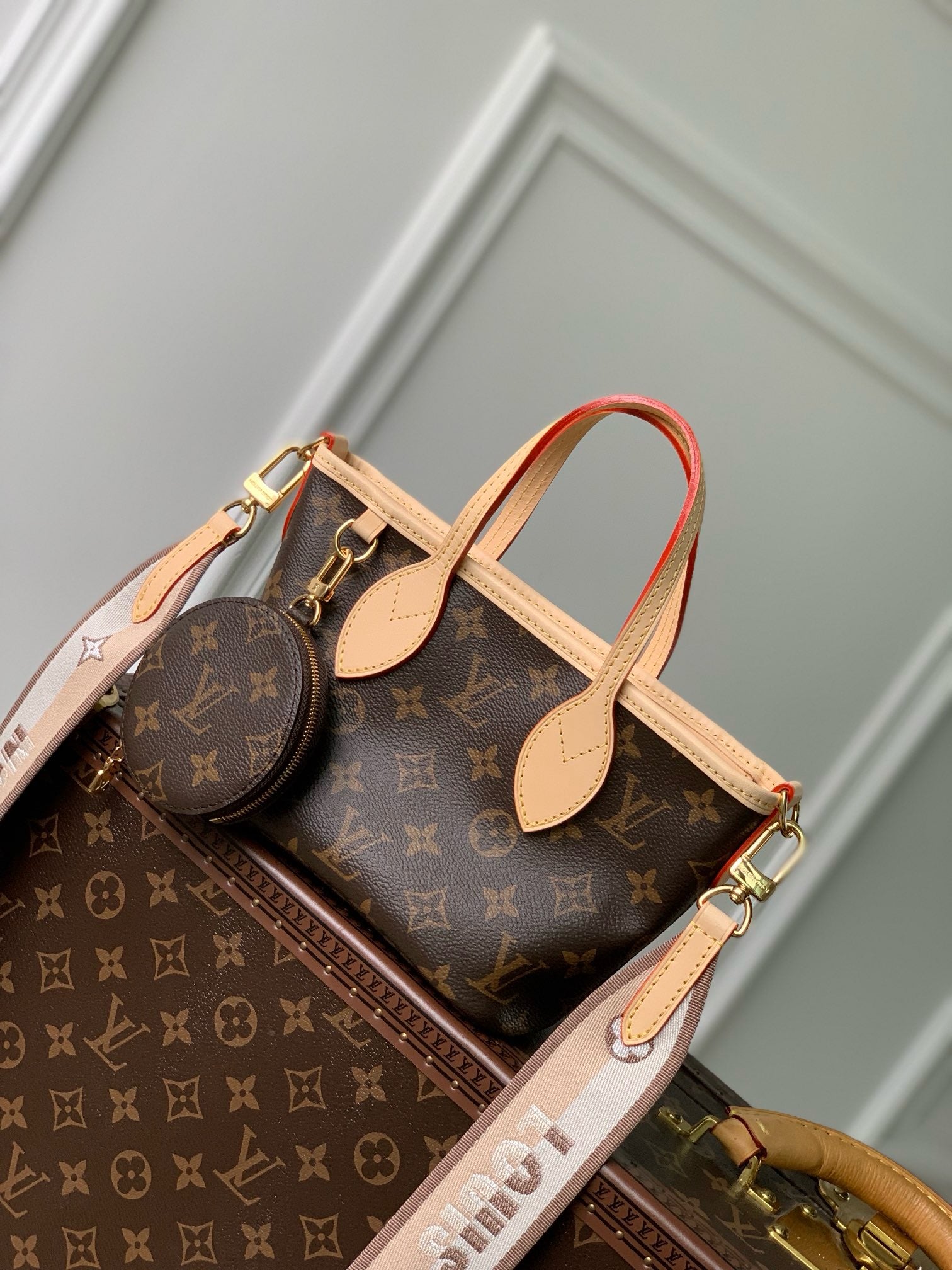 LOUIS VITTON - Neverfull BB