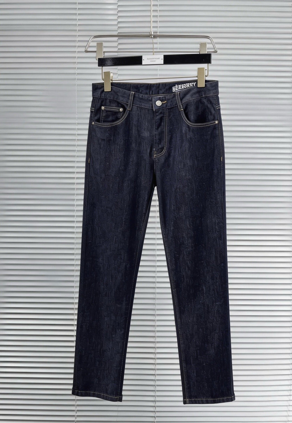 BURBERRY - Jeans
