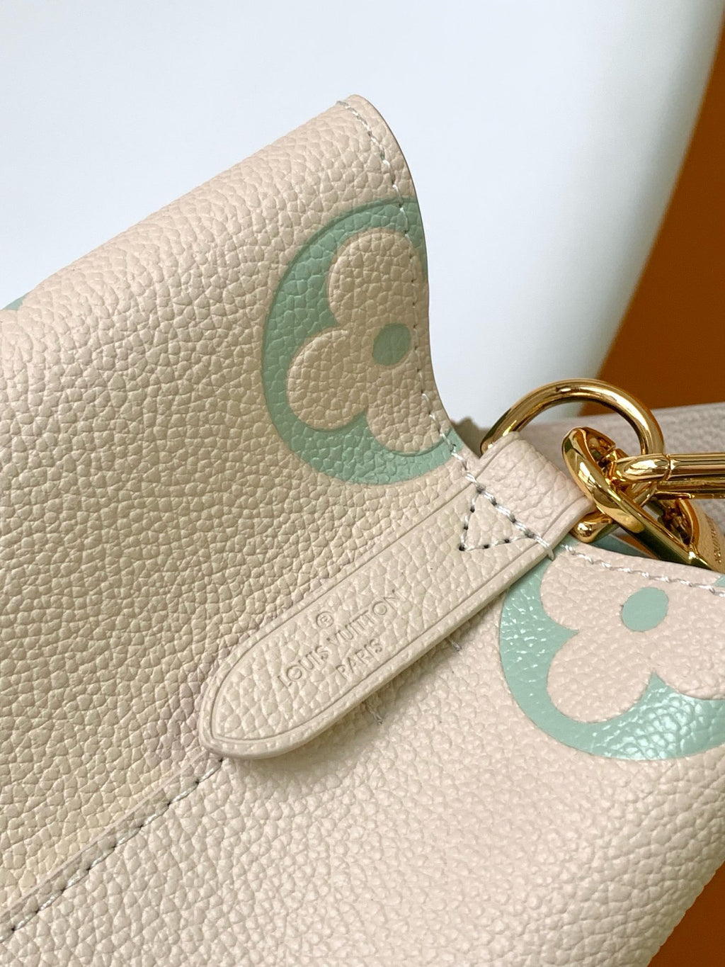 LOUIS VUITTON- NéoNoé MM