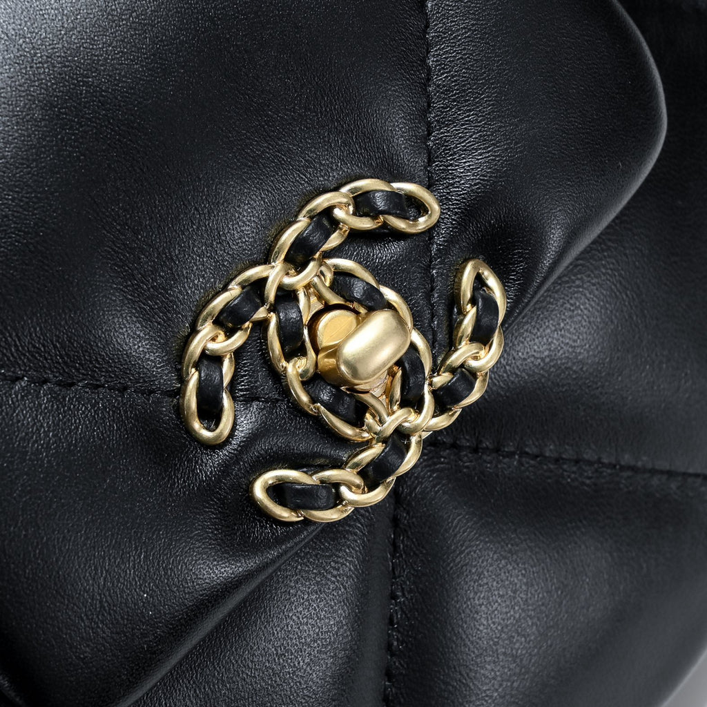 CHANEL - 2024 19 Flap Hobo