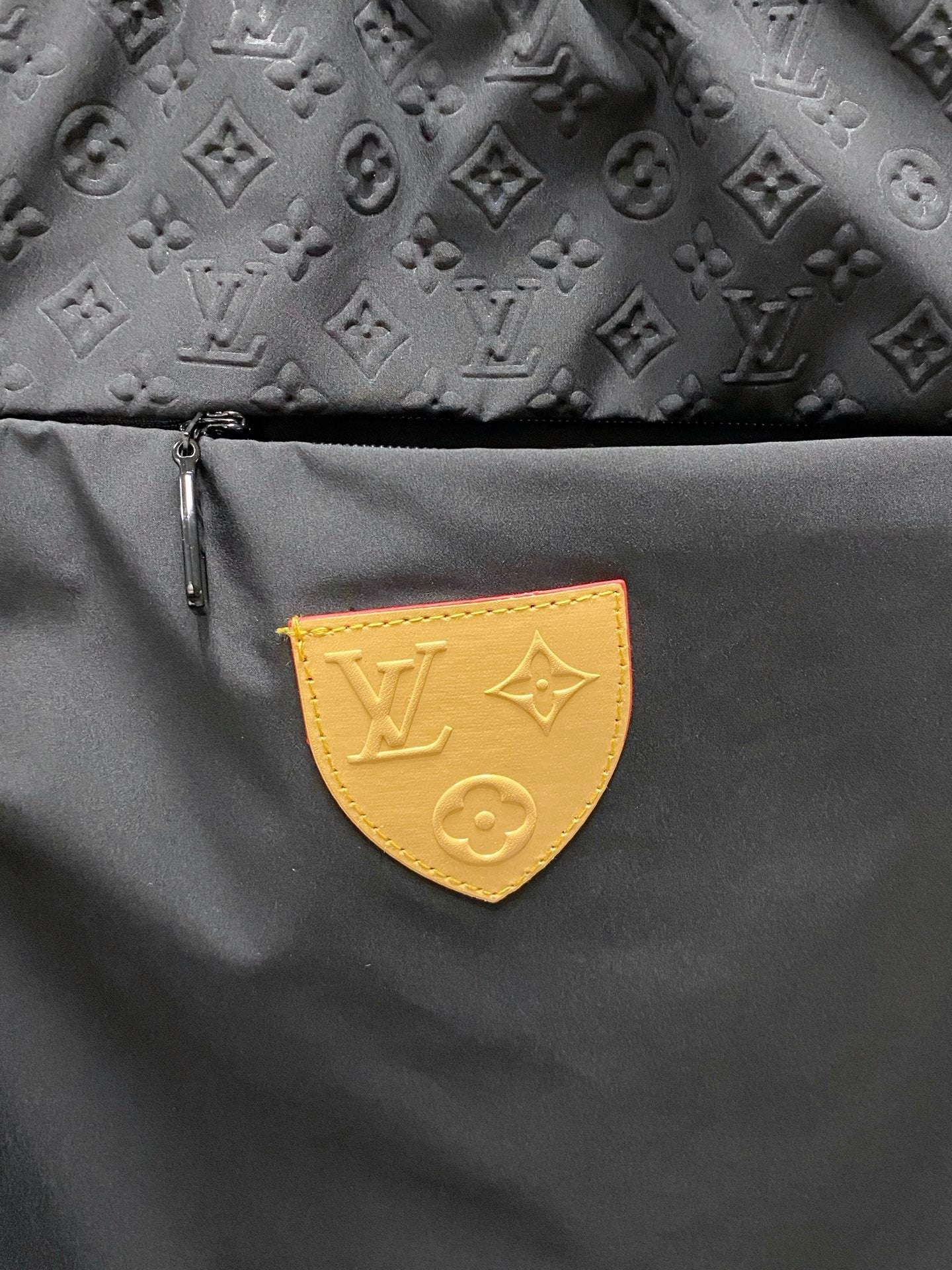 LOUIS VUITTON - Swimming shorts