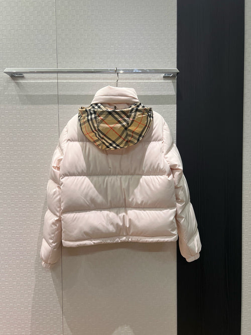 BURBERRY - Puffer jacket