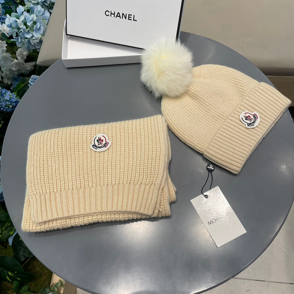 MONCLER -  Two-piece set of cashmere