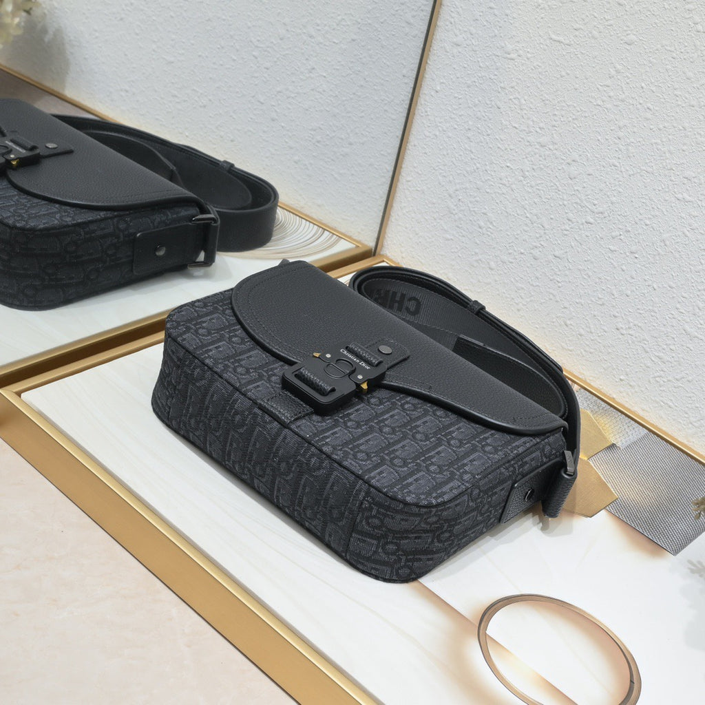 DIOR - Men’s Homme Tote bag