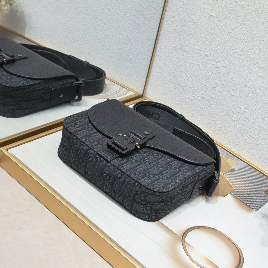 DIOR - Men’s Homme Tote bag