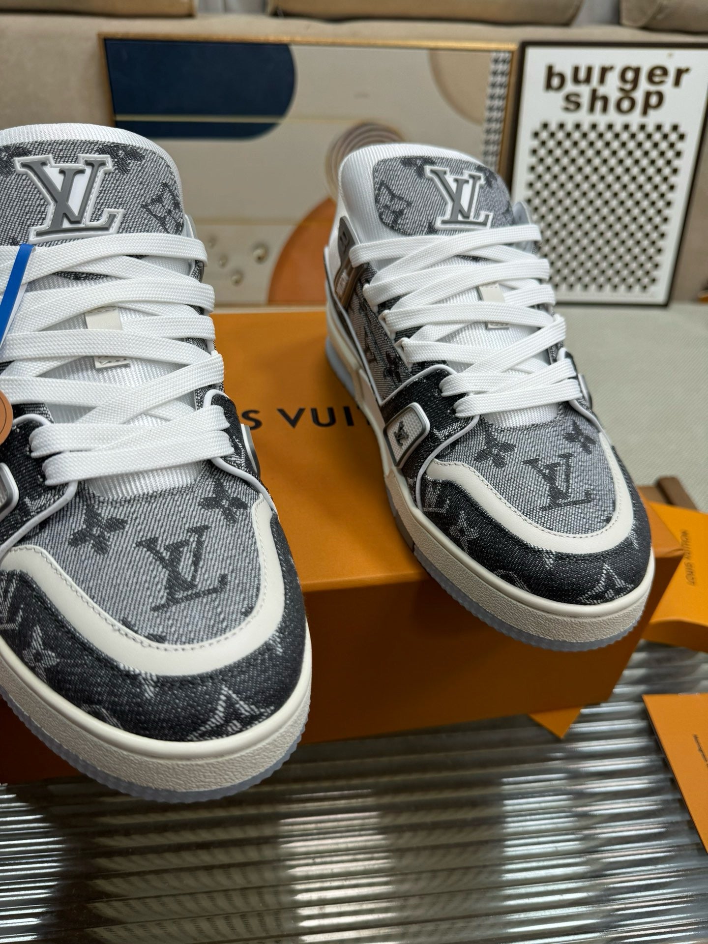 LOUIS VUITTON - Trainer Sneaker