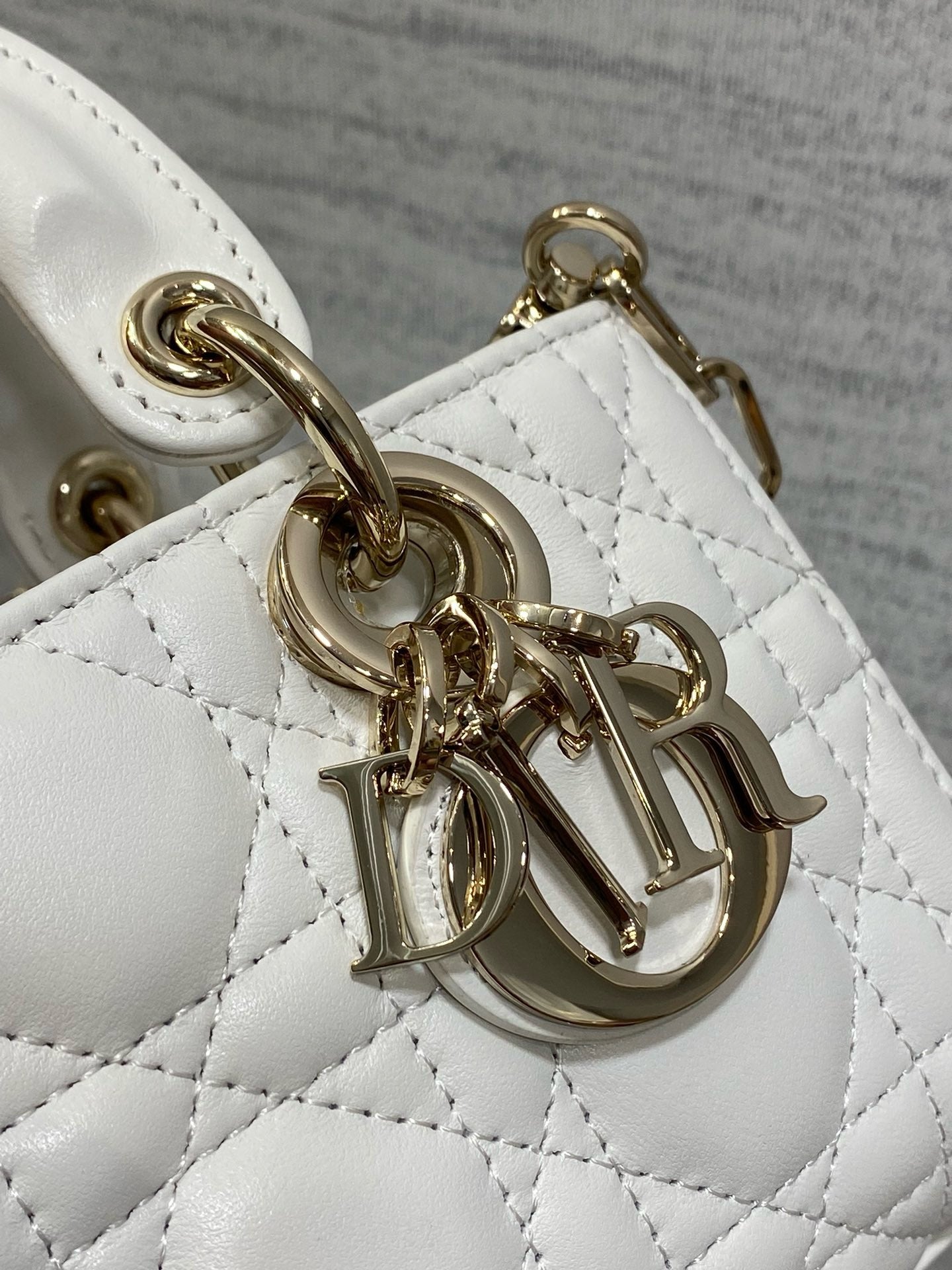 DIOR - D Joy bag