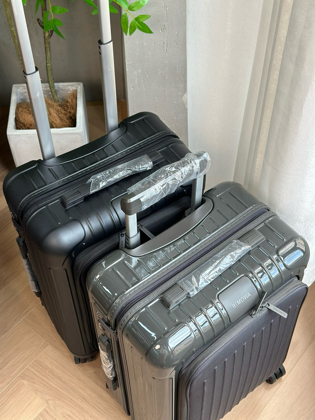 RIMOWA - ESSENTIAL SLEEVE
Cabin