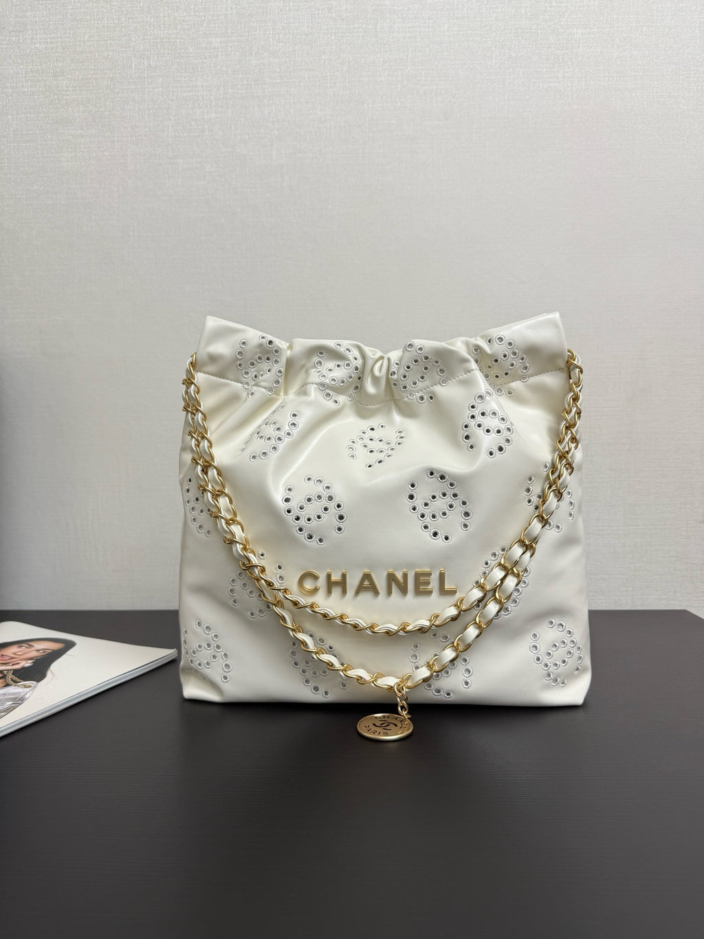CHANEL - Shiny Calfskin & Gold-Tone Metal