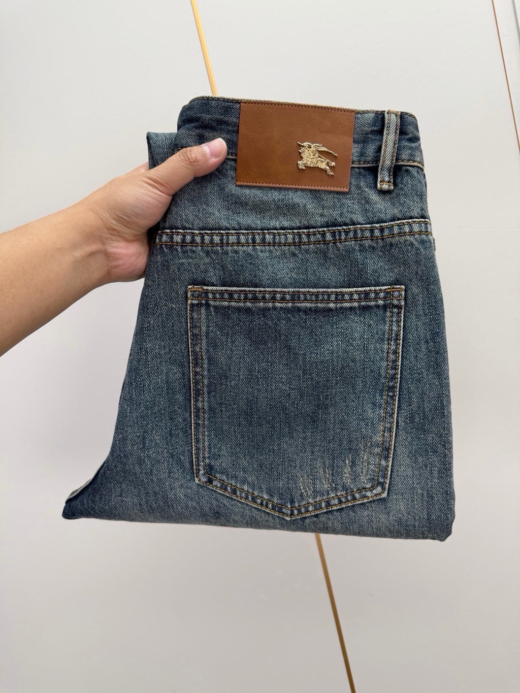 BURBERRY - Jeans