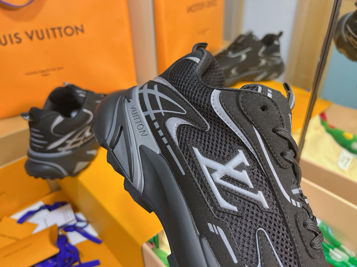 LOUIS VUITTON - Trainer Sneaker