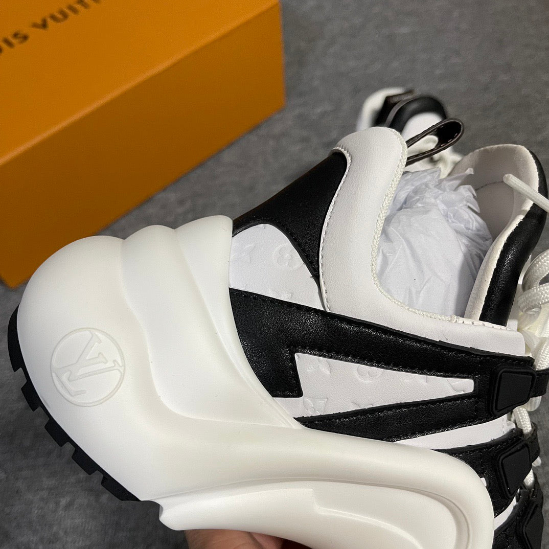 LOUIS VUITTON -  Sneaker LV Archlight Trainer