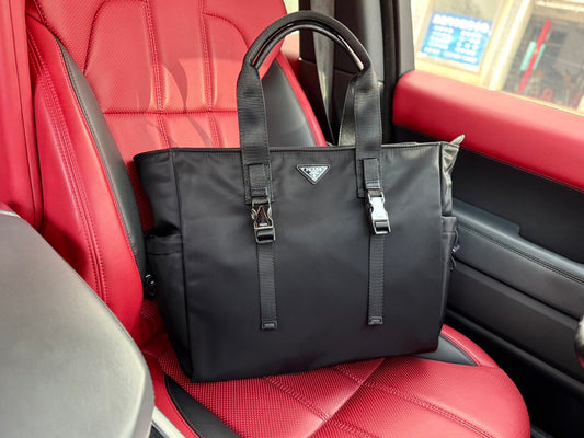 PRADA - Re-nylon