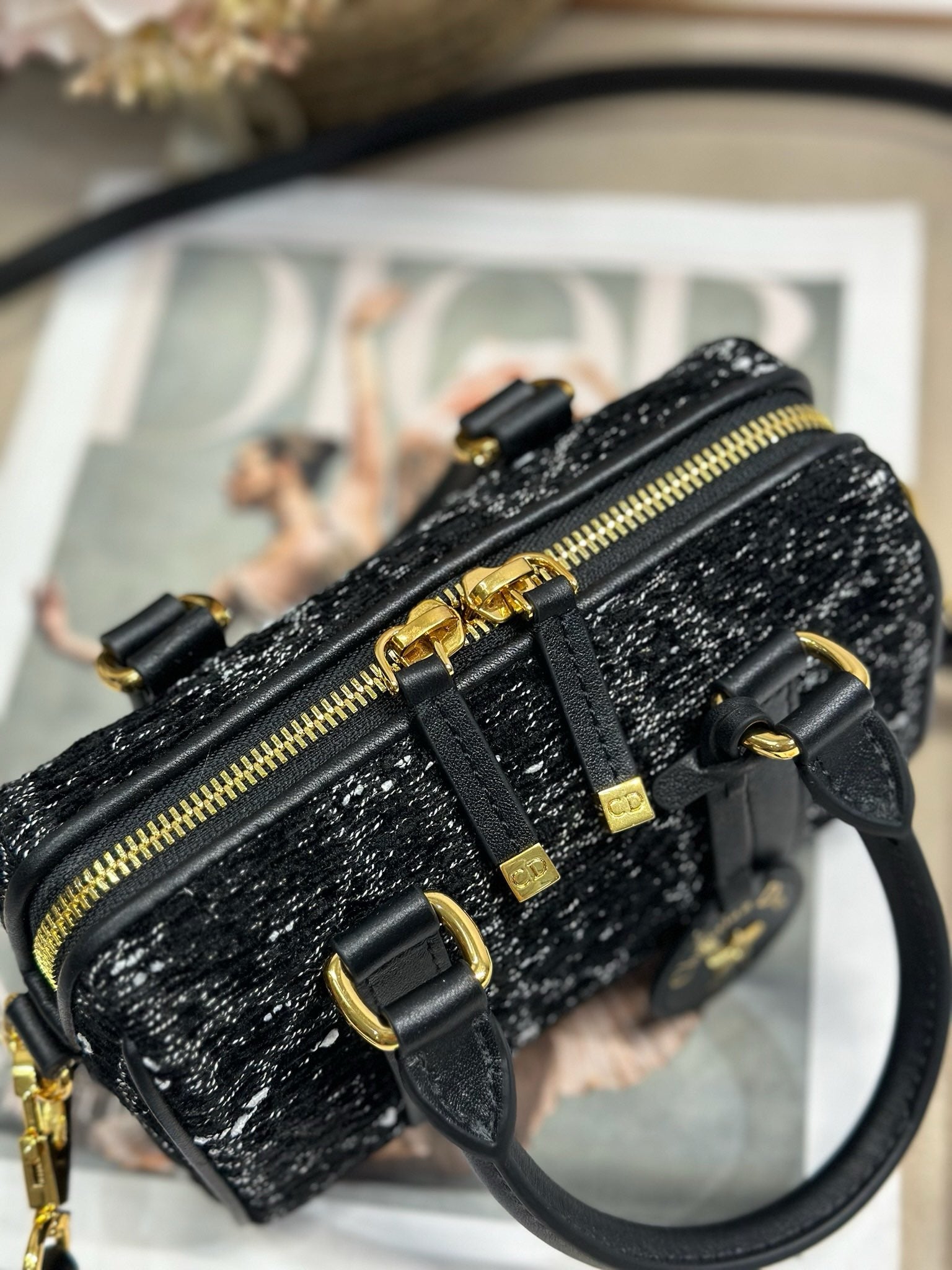 DIOR - mini Groove 25 Bag